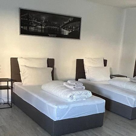 Kassel Lohfelden Neubau Schmidt Apartment ภายนอก รูปภาพ